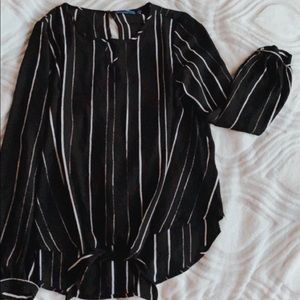 apt 9 blouse - m